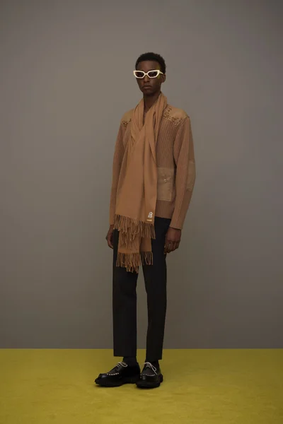 Look 7